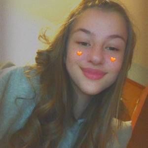 Meet your Posher, Carla